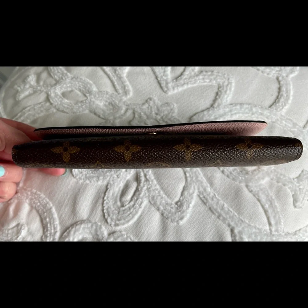 Authentic Brown Monogram Emilie Wallet (Rose Ballerina) Louis Vuitton w/ Date - Picture 5 of 11